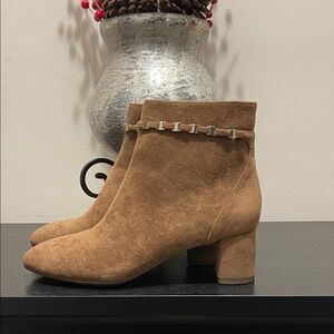 NEW Anne Klein Tan Suede Booties